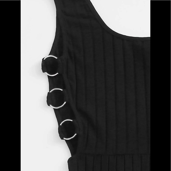 1 Pc 3 Silver Rings Details Going Down The Sides On The Rib Knit Romper/Jumper - Picture 2 of 3